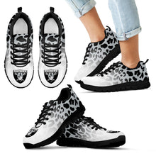 Load image into Gallery viewer, Leopard Pattern Awesome Oakland Raiders Sneakers