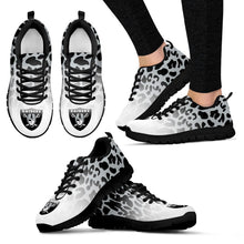 Load image into Gallery viewer, Leopard Pattern Awesome Oakland Raiders Sneakers