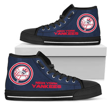 Load image into Gallery viewer, Circle Logo New York Yankees High Top Shoes