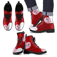 Load image into Gallery viewer, Enormous Lovely Hearts With New York Yankees Boots