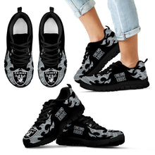 Load image into Gallery viewer, Tribal Flames Pattern Oakland Raiders Sneakers
