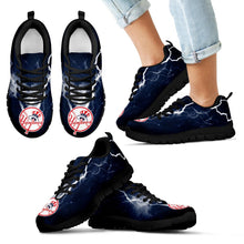 Load image into Gallery viewer, New York Yankees Thunder Power Sneakers