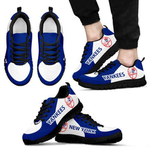 Load image into Gallery viewer, New York Yankees Top Logo Sneakers