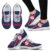 Load image into Gallery viewer, Fall Of Light New York Yankees Sneakers