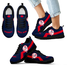 Load image into Gallery viewer, New York Yankees Line Logo Sneakers