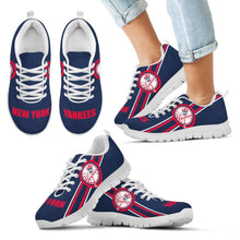 Load image into Gallery viewer, Fall Of Light New York Yankees Sneakers