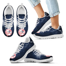 Load image into Gallery viewer, New York Yankees Thunder Power Sneakers