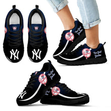 Load image into Gallery viewer, Mystery Straight Line Up New York Yankees Sneakers
