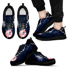 Load image into Gallery viewer, New York Yankees Thunder Power Sneakers