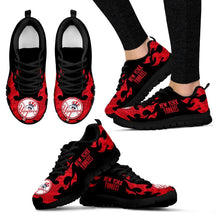 Load image into Gallery viewer, Tribal Flames Pattern New York Yankees Sneakers