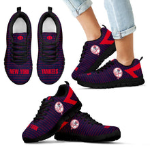 Load image into Gallery viewer, Pattern Logo Slide In Line New York Yankees Sneakers