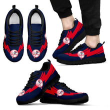 Load image into Gallery viewer, Three Amazing Good Line Charming Logo New York Yankees Sneakers