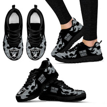 Load image into Gallery viewer, Tribal Flames Pattern Oakland Raiders Sneakers