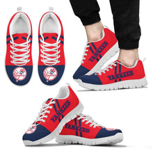 Load image into Gallery viewer, Line Stripe Logo Bottom New York Yankees Sneakers