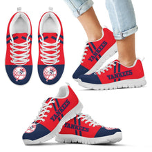 Load image into Gallery viewer, Line Stripe Logo Bottom New York Yankees Sneakers