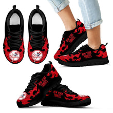 Load image into Gallery viewer, Tribal Flames Pattern New York Yankees Sneakers